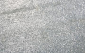 Urquhart laminate fibreglass or shingles?